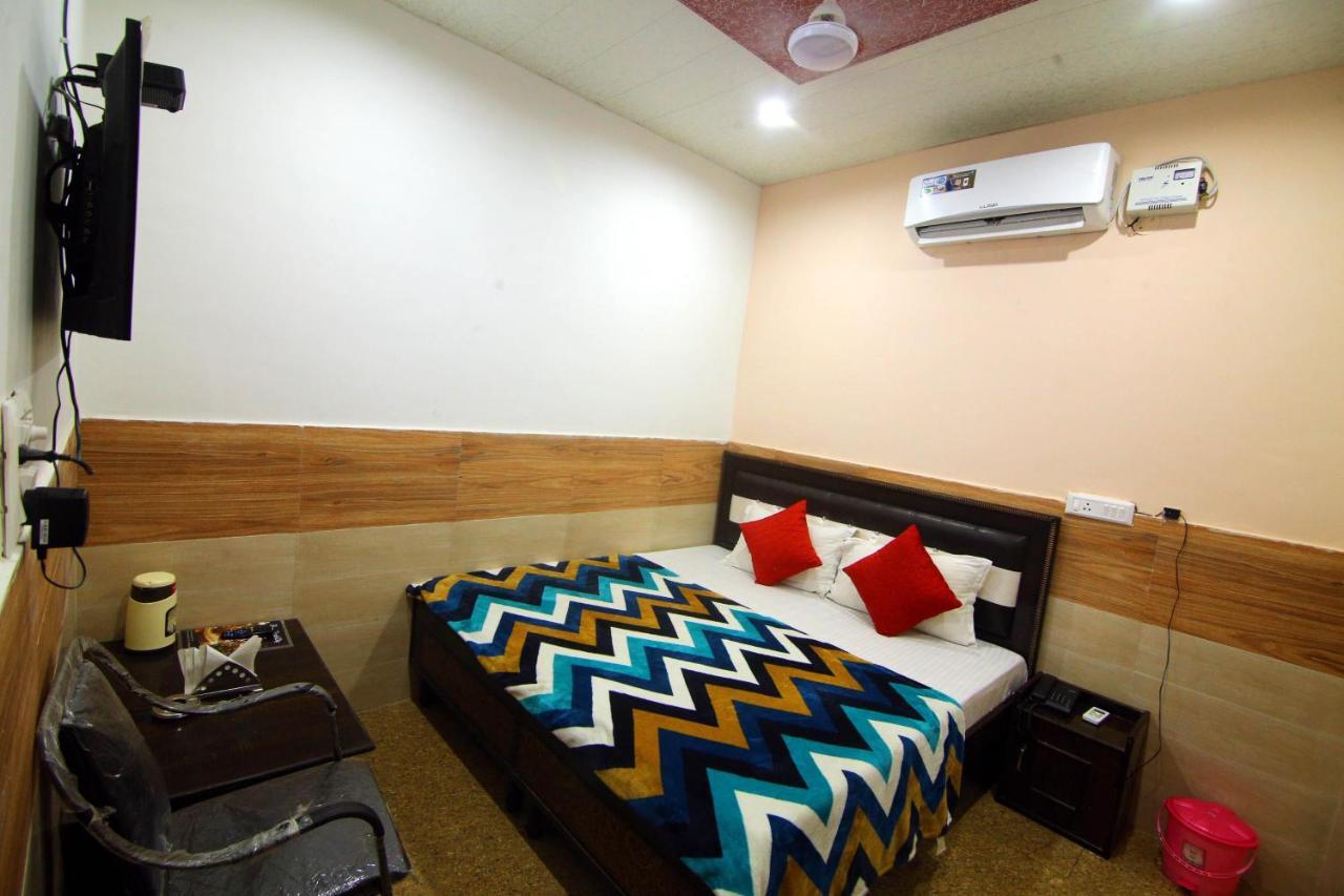 Hotel Amron45 Chandīgarh 외부 사진