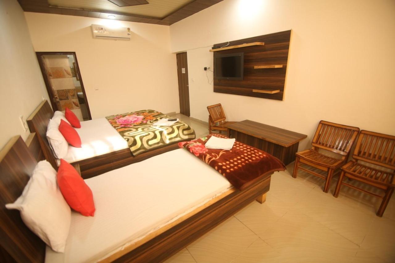 Hotel Amron45 Chandīgarh 외부 사진