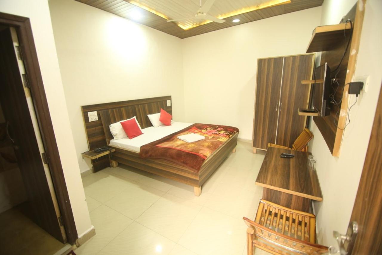 Hotel Amron45 Chandīgarh 외부 사진